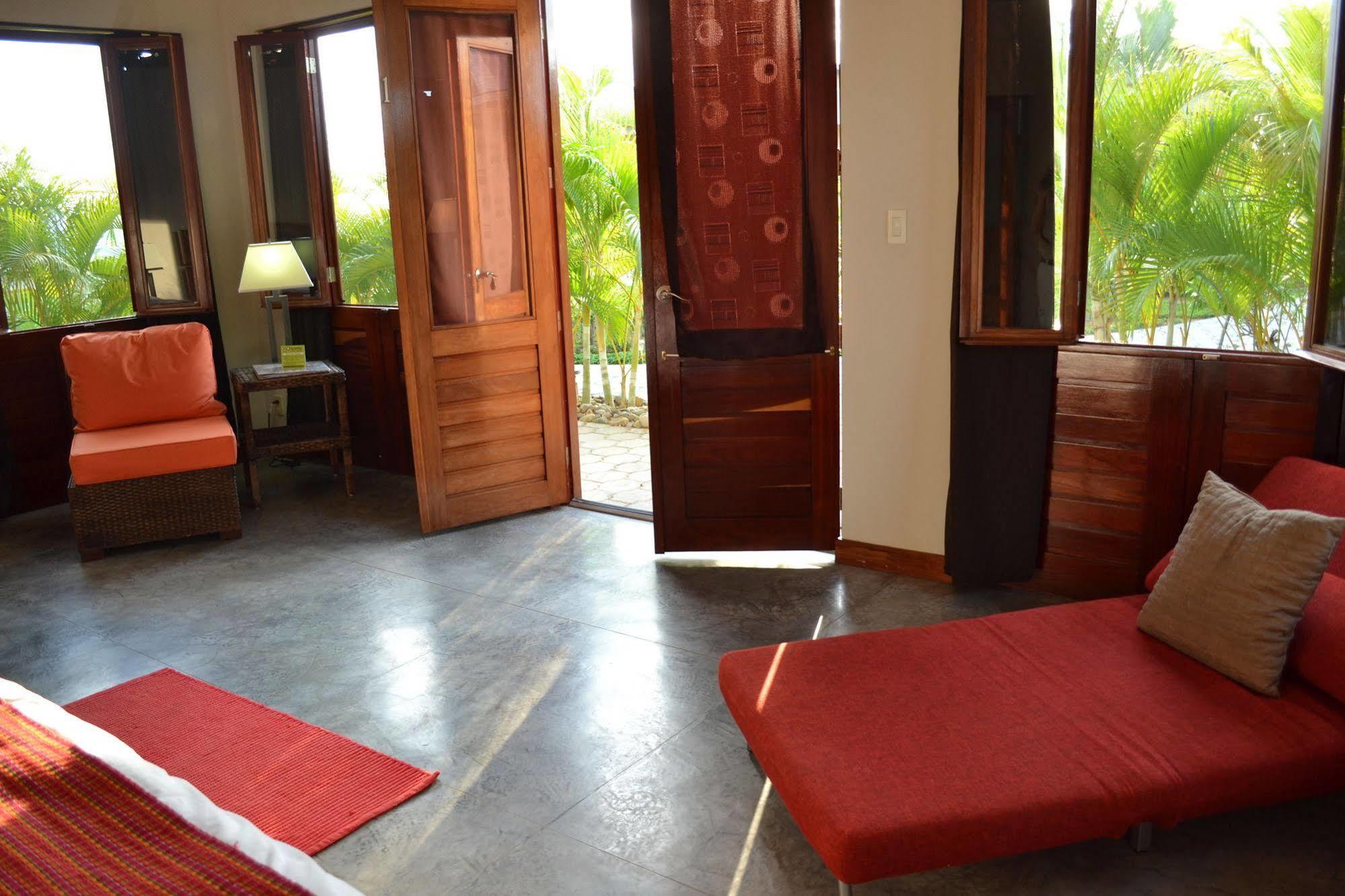 Soma Surf Resort Tola Zewnętrze zdjęcie